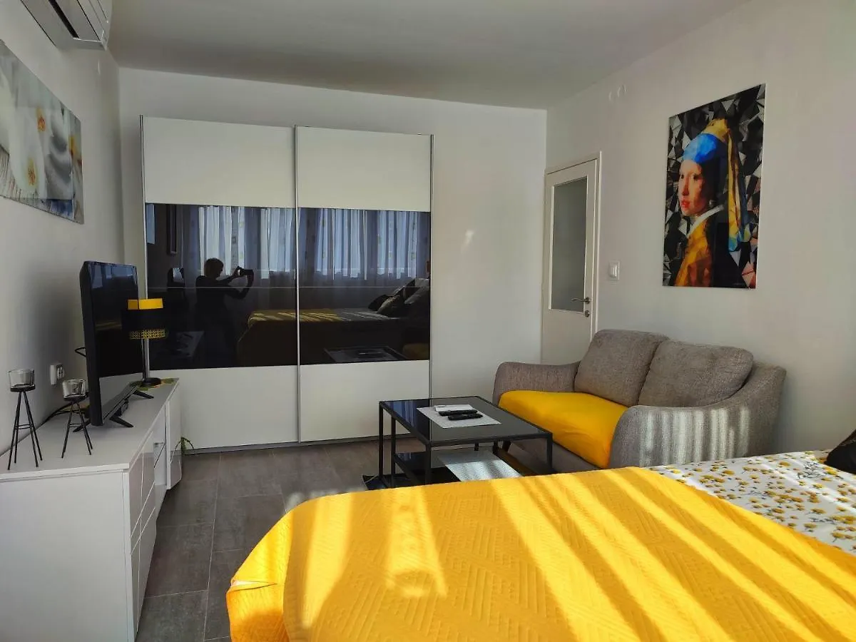 Apartment Siesta Split 0*,  Croatia